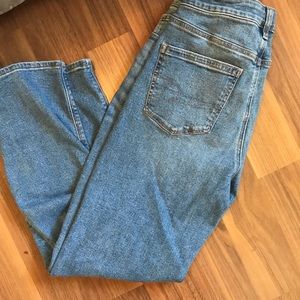 NEW THIS SEASON:American eagle mom jeans